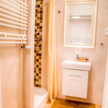 Ξενοδοχείο με διαμερίσματα Apartamenty Residence Aparthotel 3*